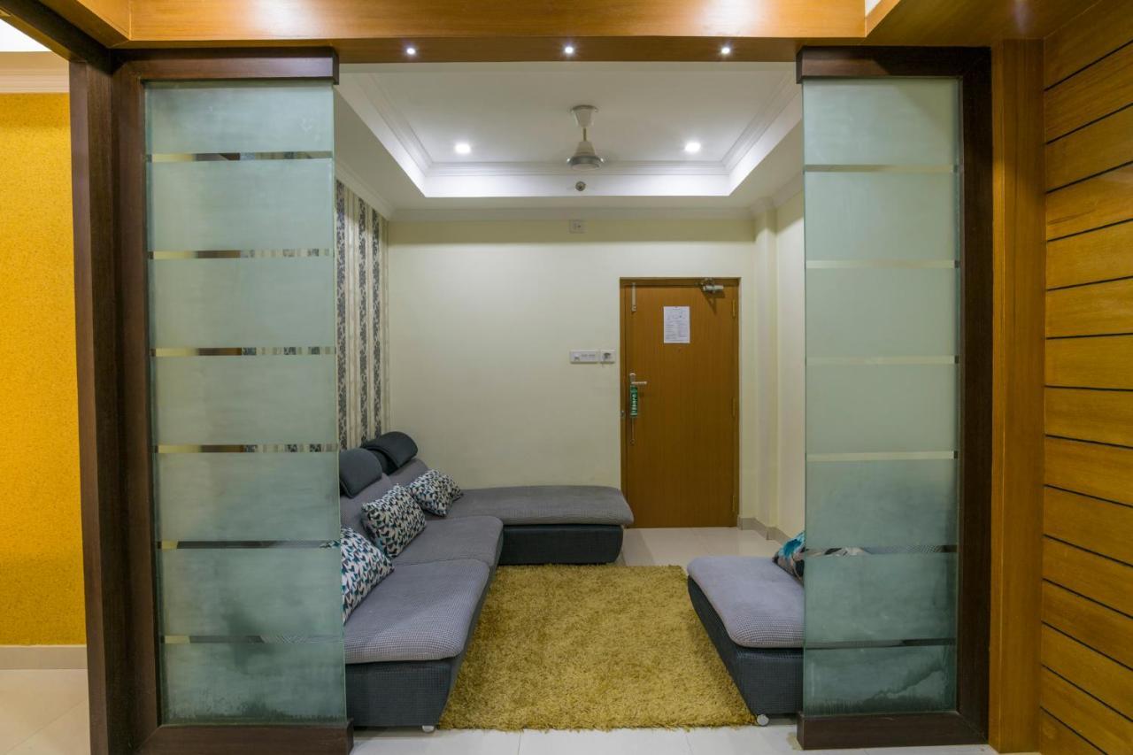 Отель Sree Gokulam Residency Thrissur Экстерьер фото