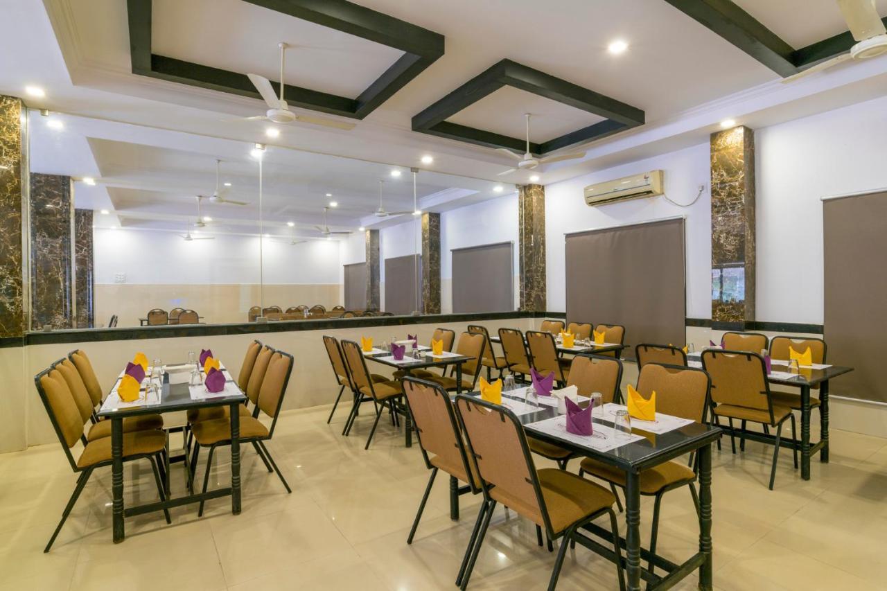 Отель Sree Gokulam Residency Thrissur Экстерьер фото